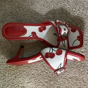 NWT Cherry Kitten Heel Sandals. Womens Size 7. Heel height is 2.3 inches.
